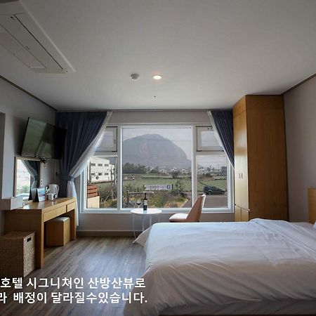 Casa De Vivaldi Hotel Seogwipo Extérieur photo