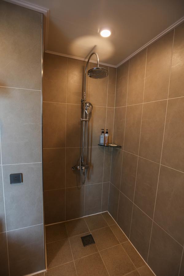 Casa De Vivaldi Hotel Seogwipo Extérieur photo