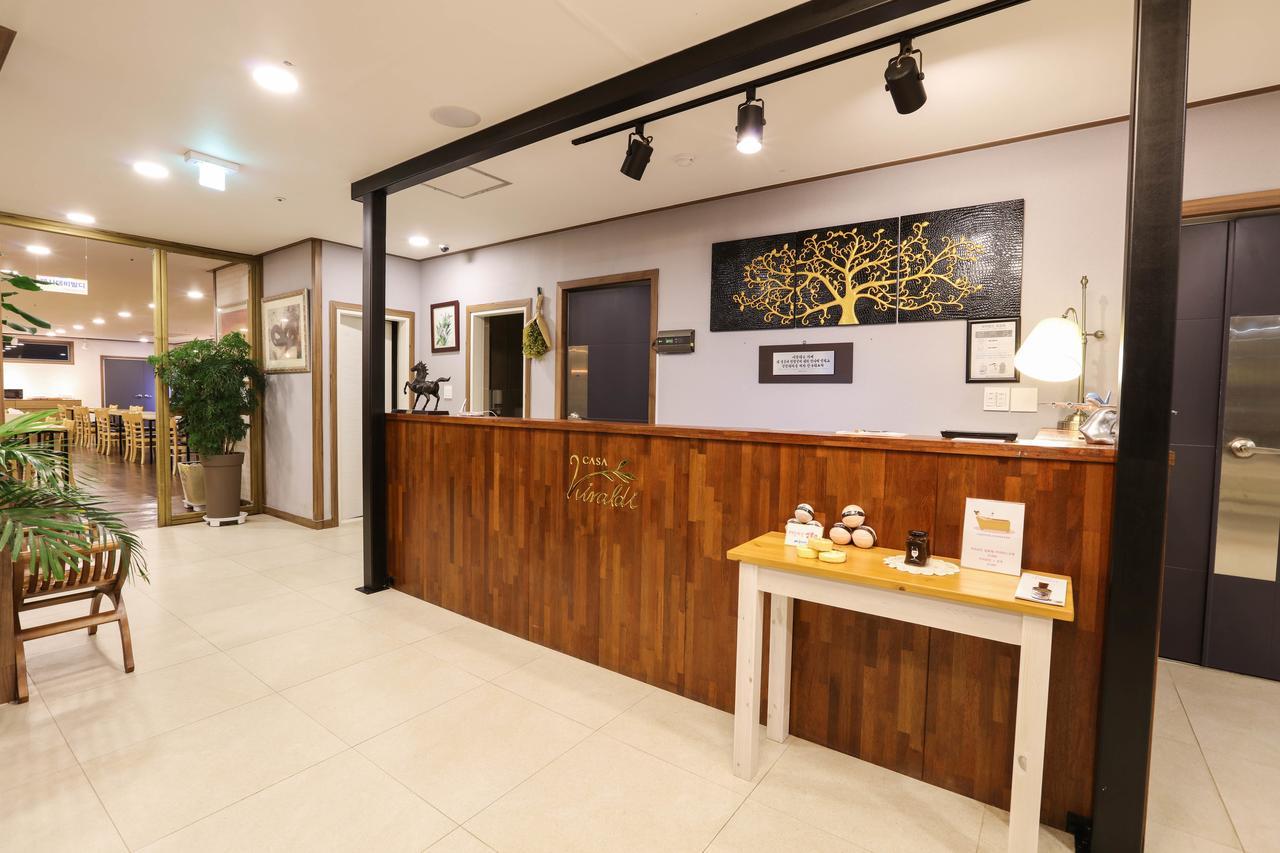 Casa De Vivaldi Hotel Seogwipo Extérieur photo